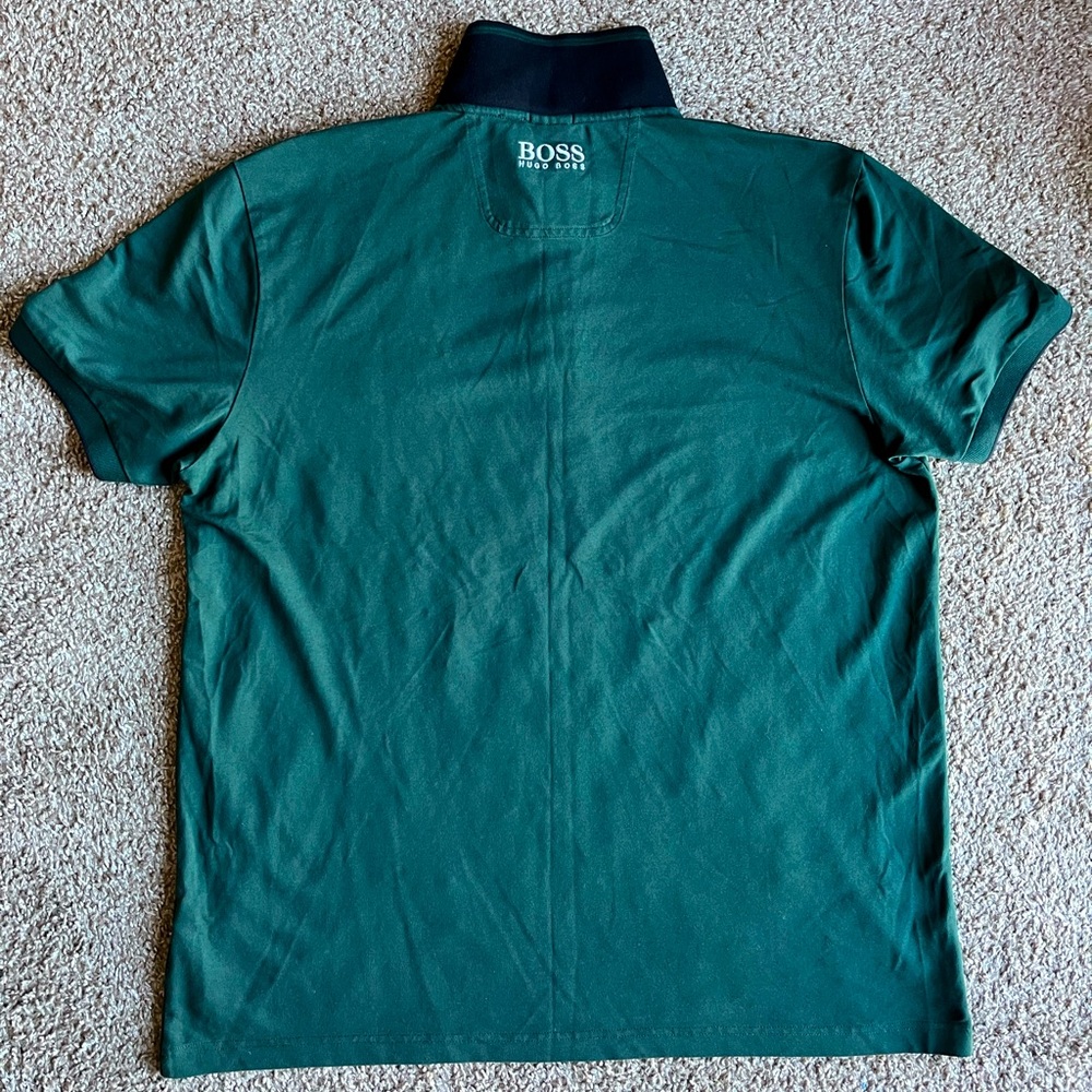Hugo Boss Polo Shirt. Size 3XL Regular Fit.